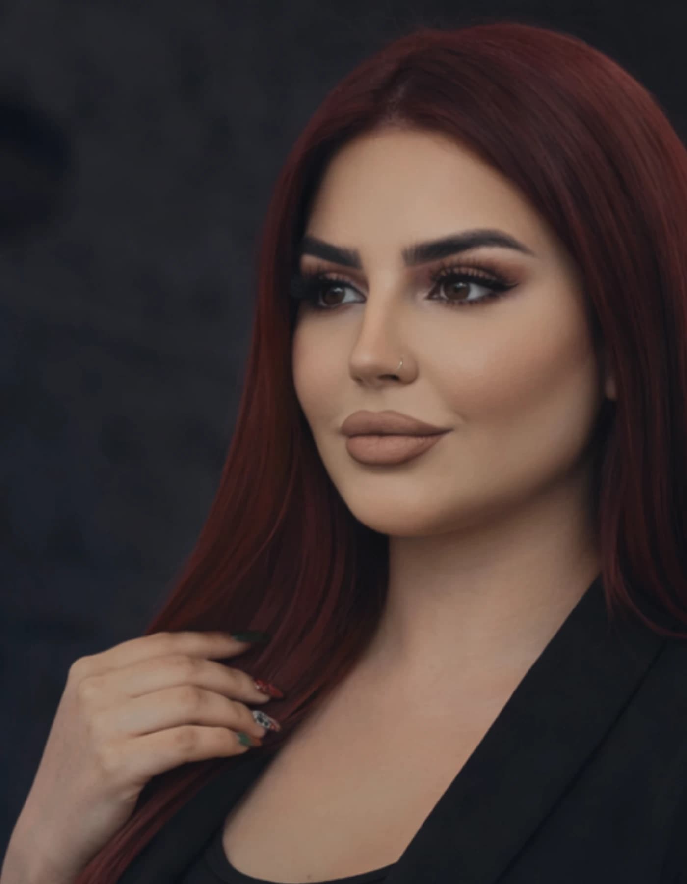 Portrait professionnel de Madame Najwa Fassi Fihri, consultante réglementée en immigration canadienne